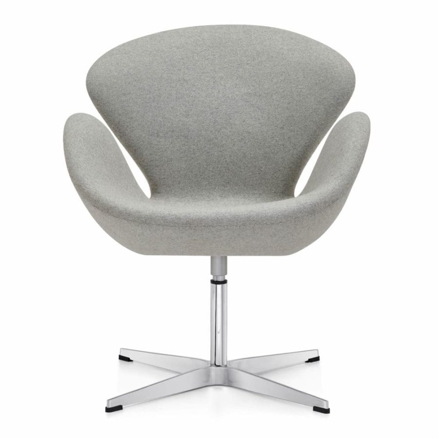 see this arne jacobsen light chair